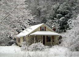 Old house in Balsam Grove, NC. - Photo by Loretta Payton.